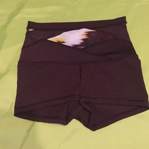 Lululemon Shorts Size 4